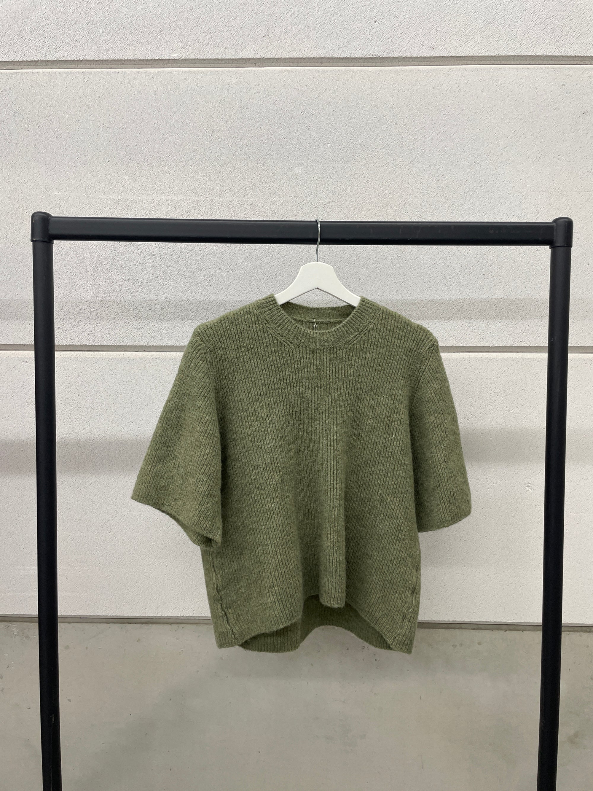 Oversized knitted t-shirt