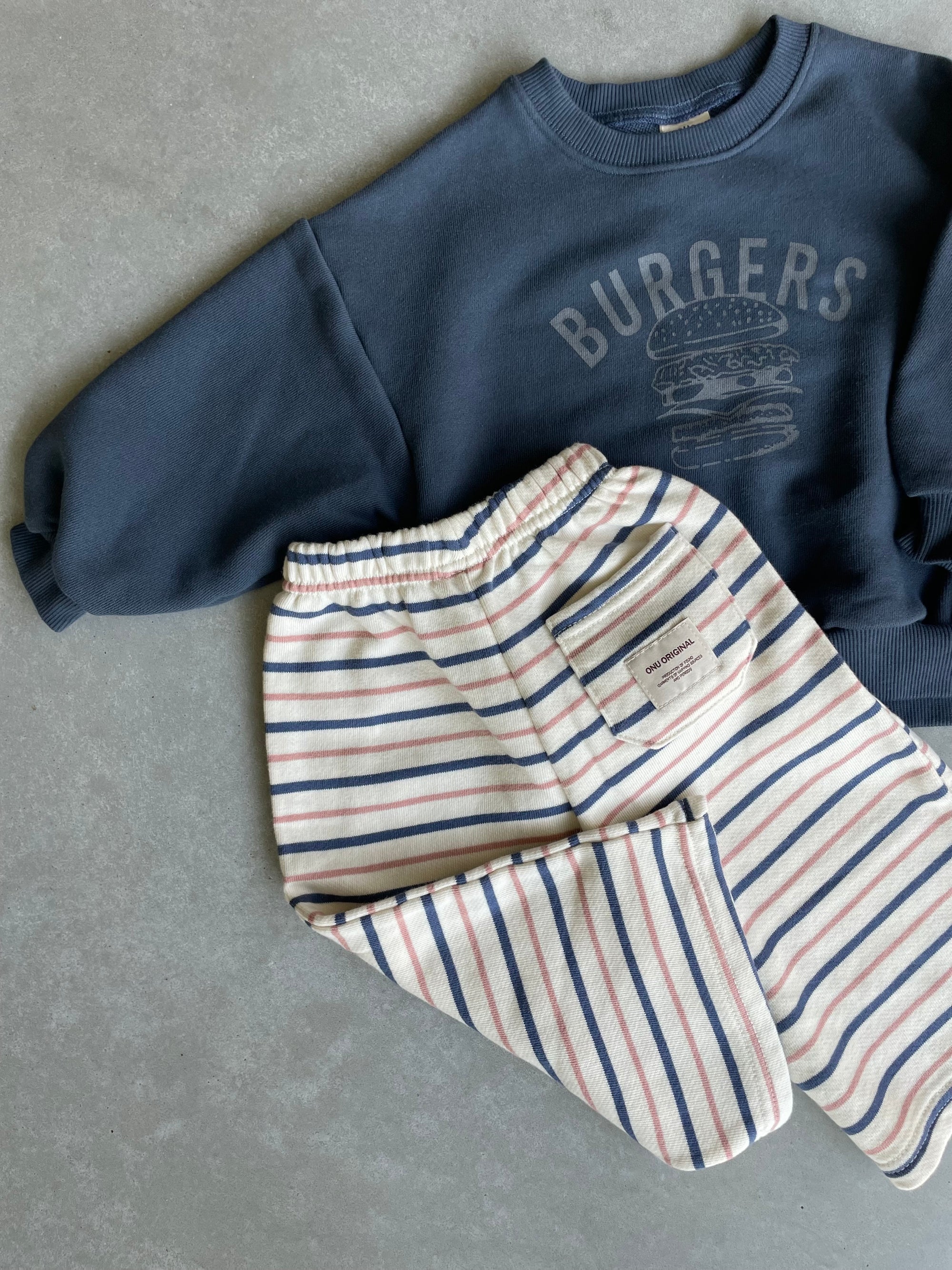 Striped jogging pants - roze & blauw