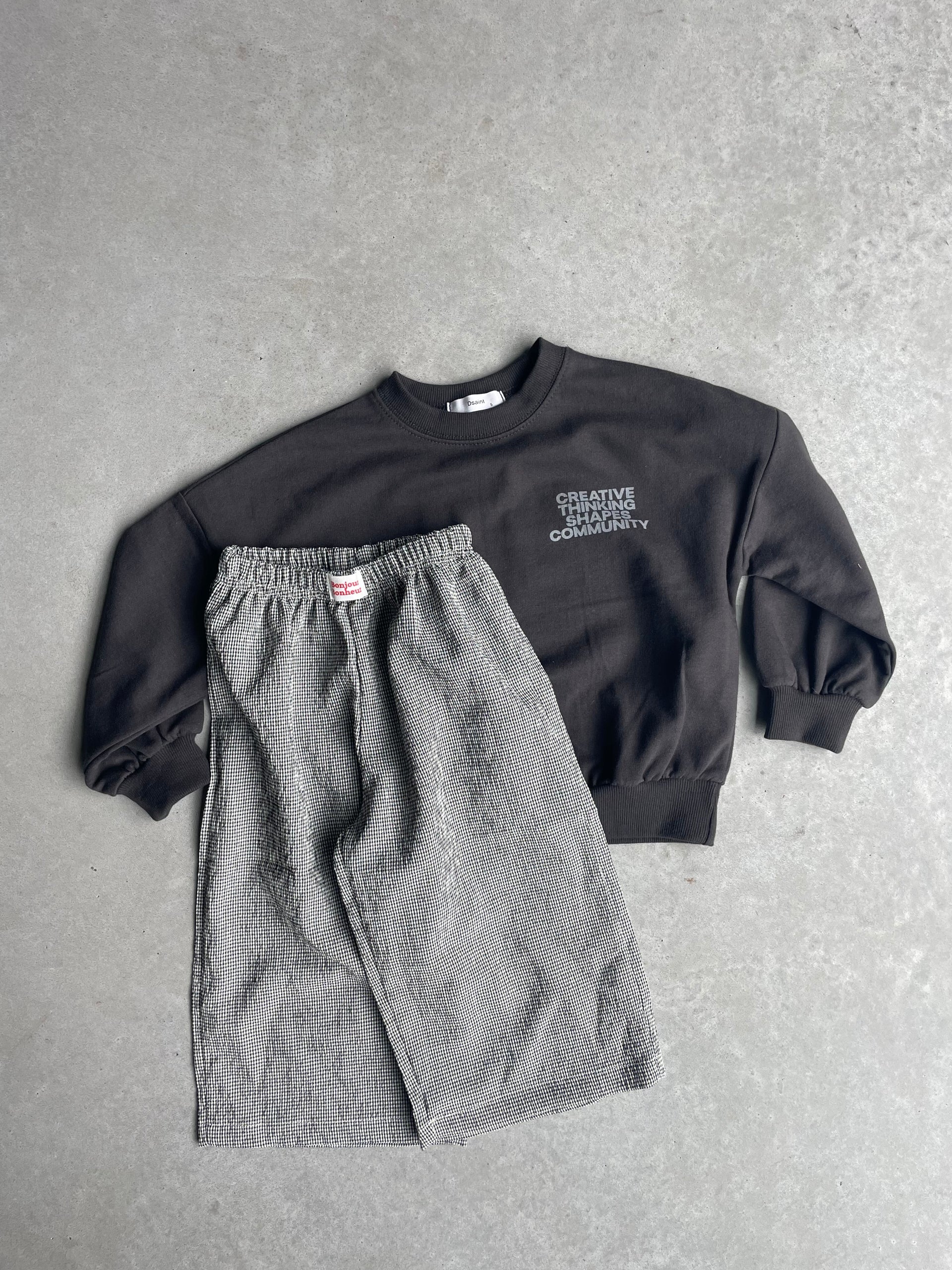 Creative sweatshirt