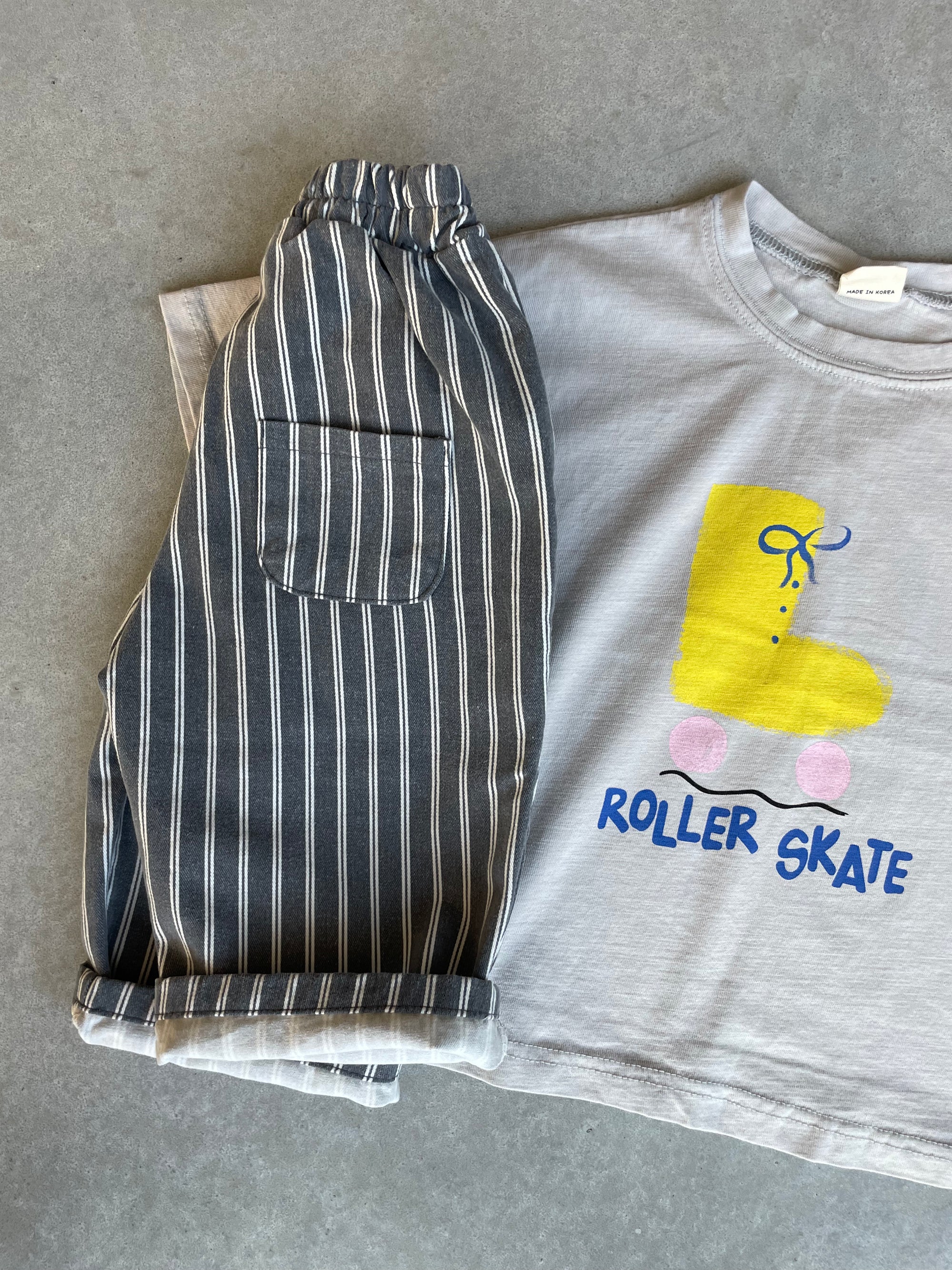 Oversized roller skate t-shirt - grijs