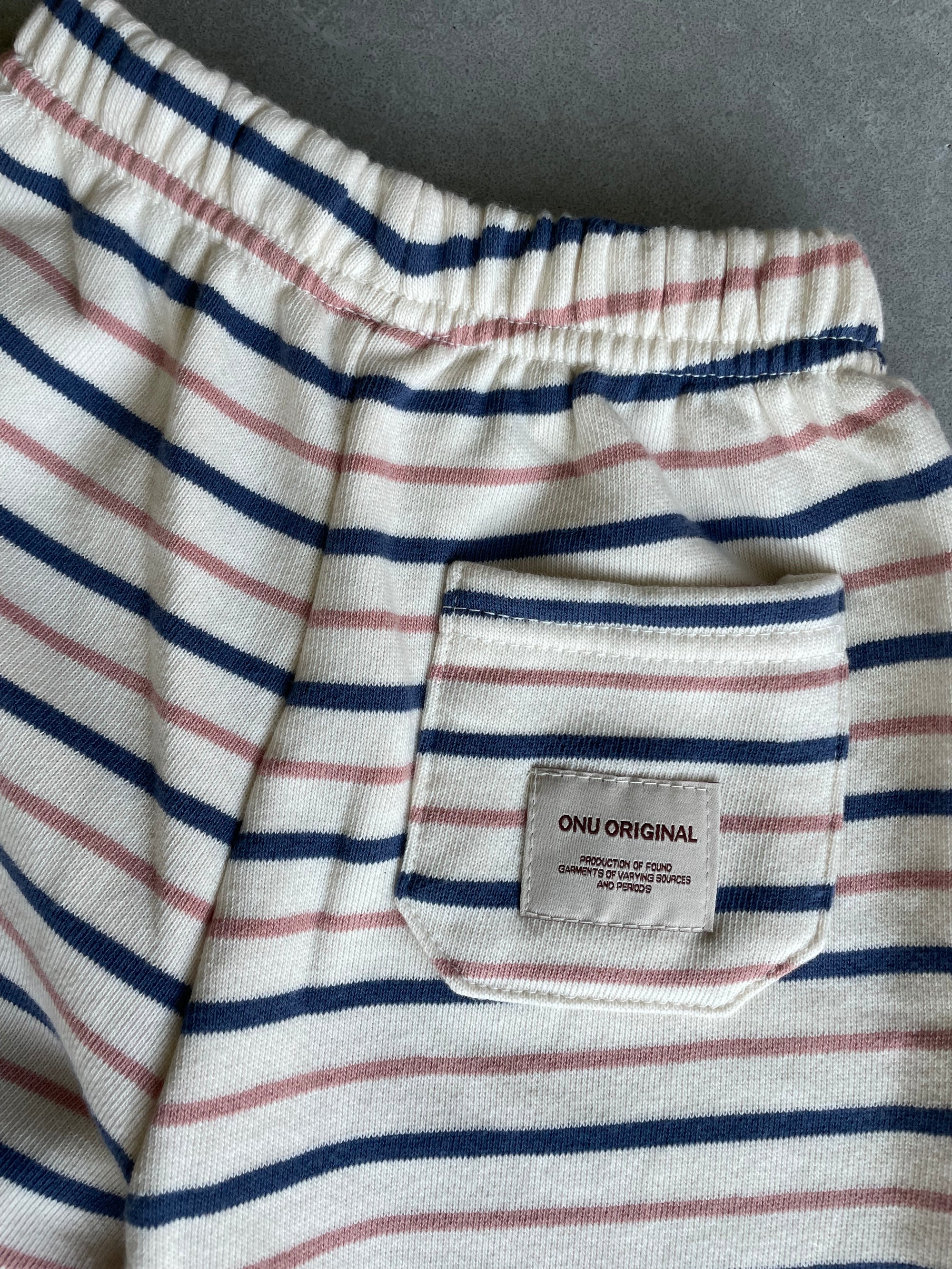 Striped jogging pants - roze & blauw