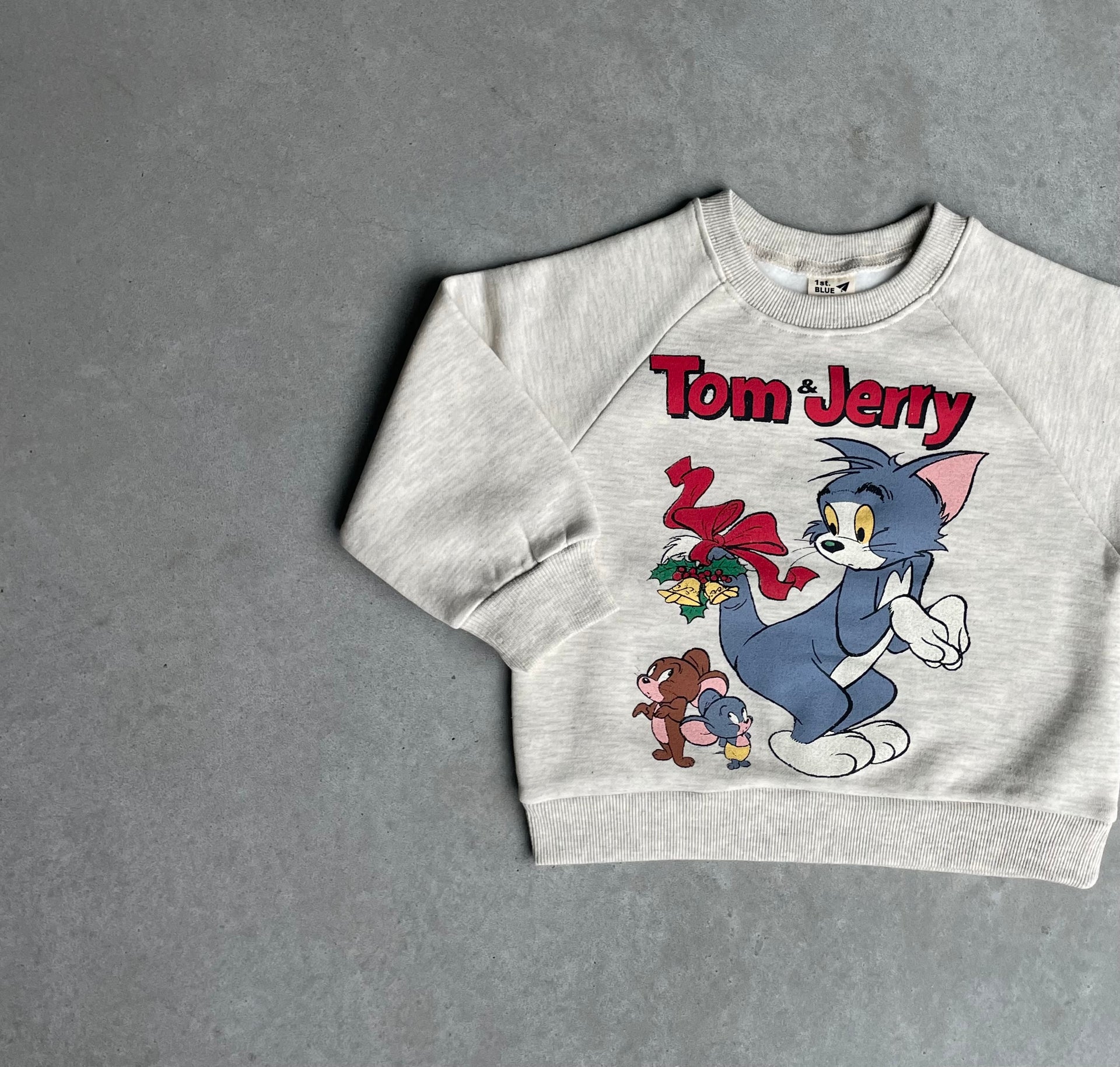 Tom & Jerry sweater