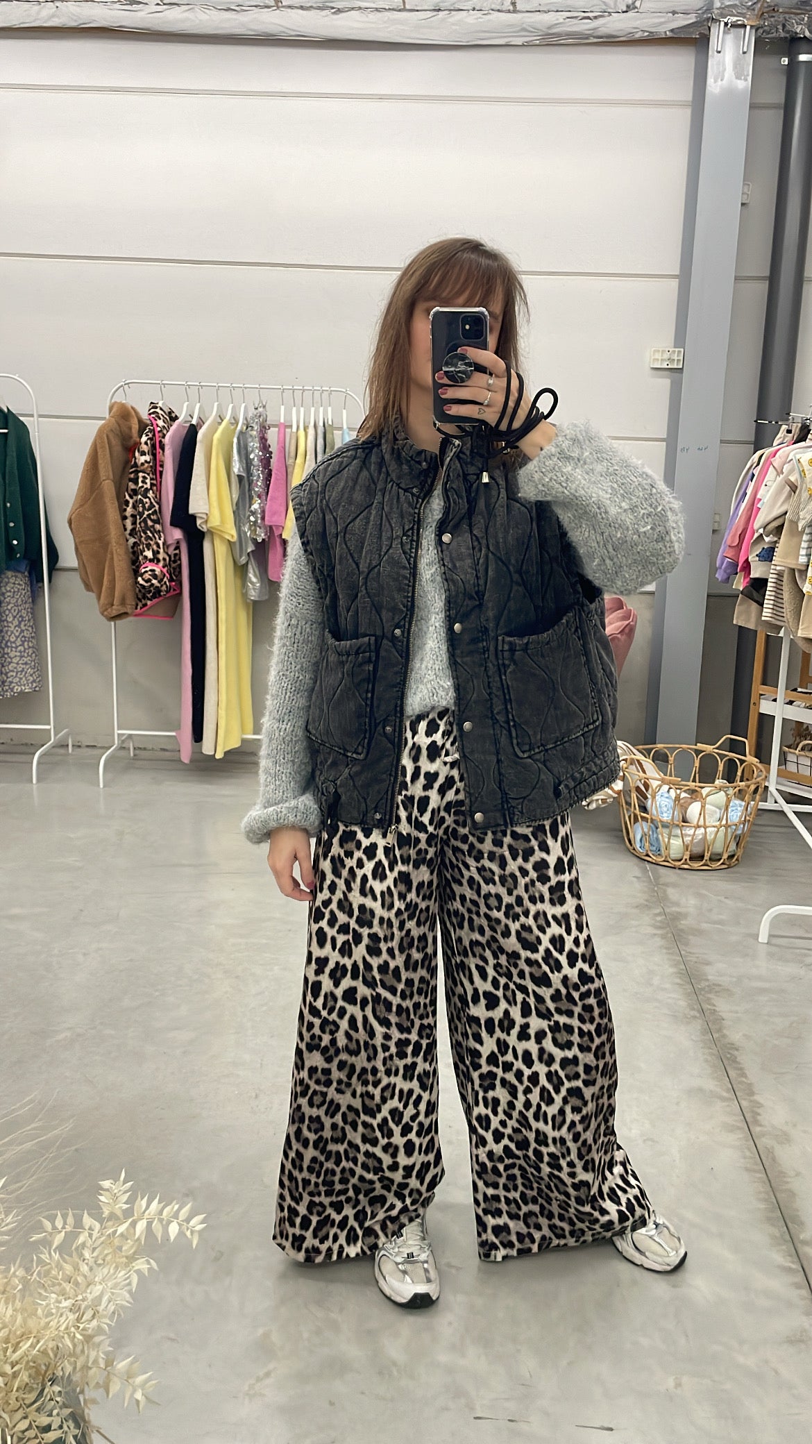 Wide leo pants