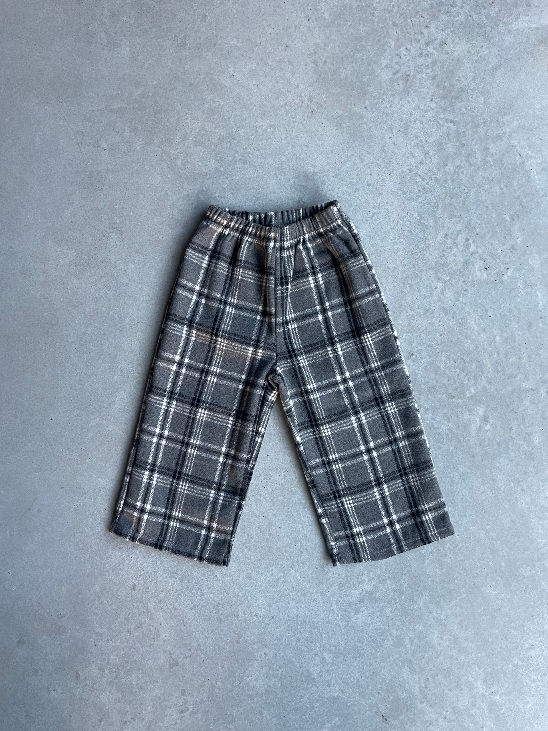 Relaxed check pants