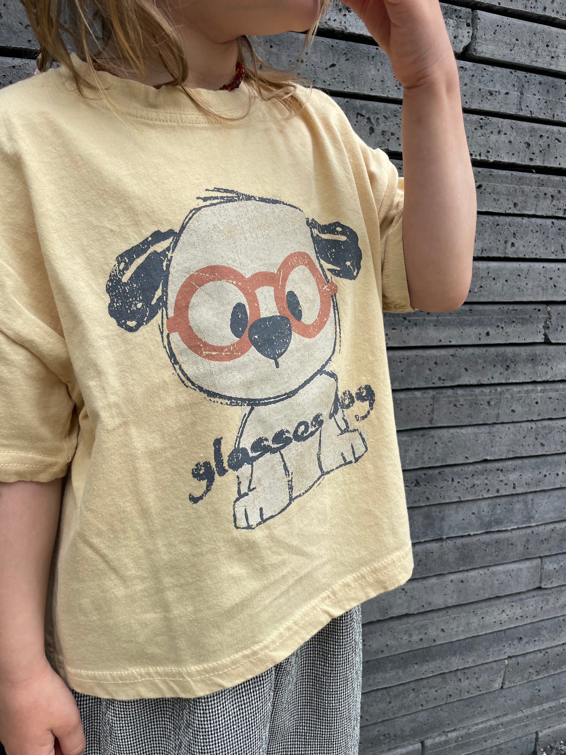 Glasses dog tee
