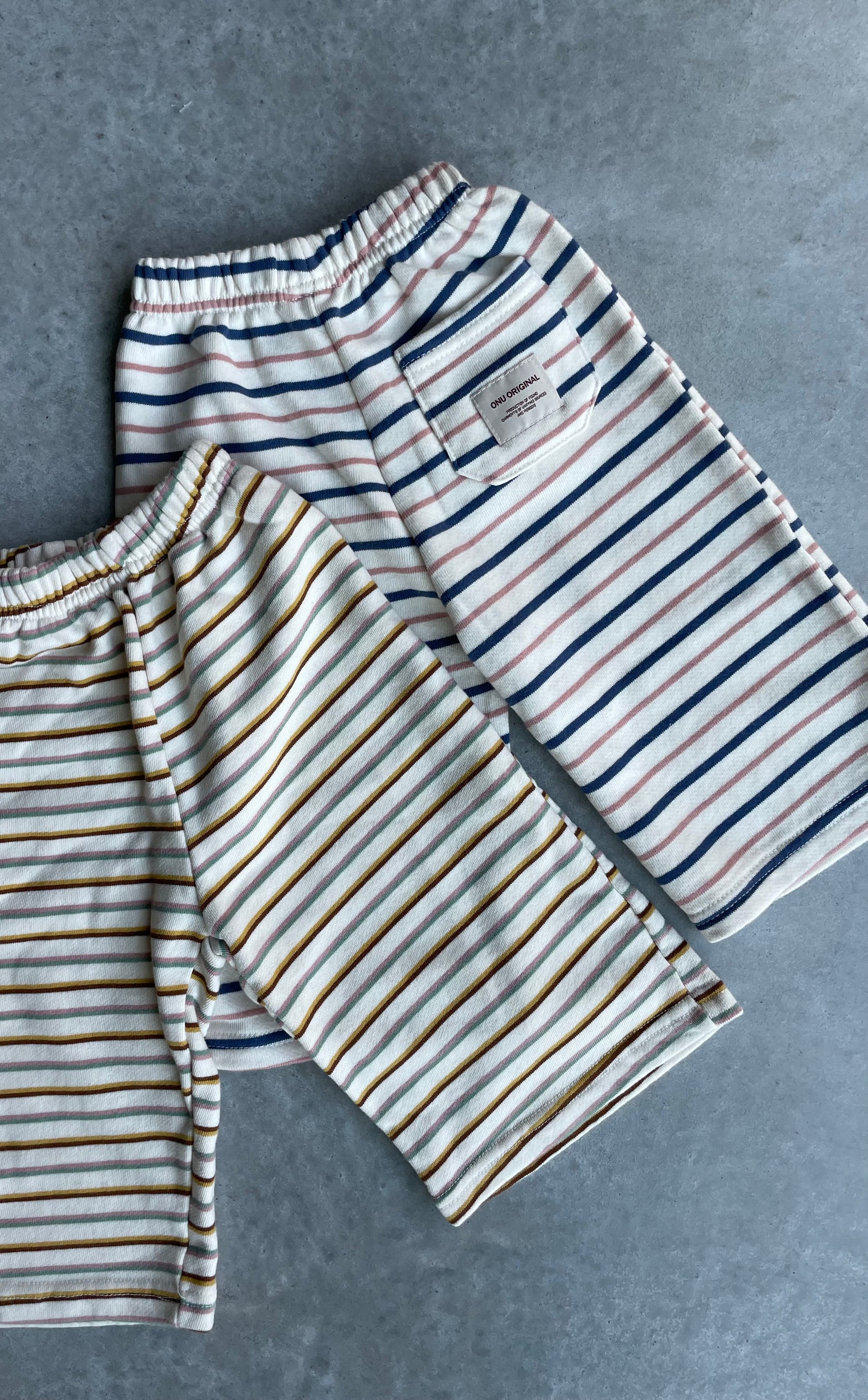 Striped jogging pants - meerkleurige strepen