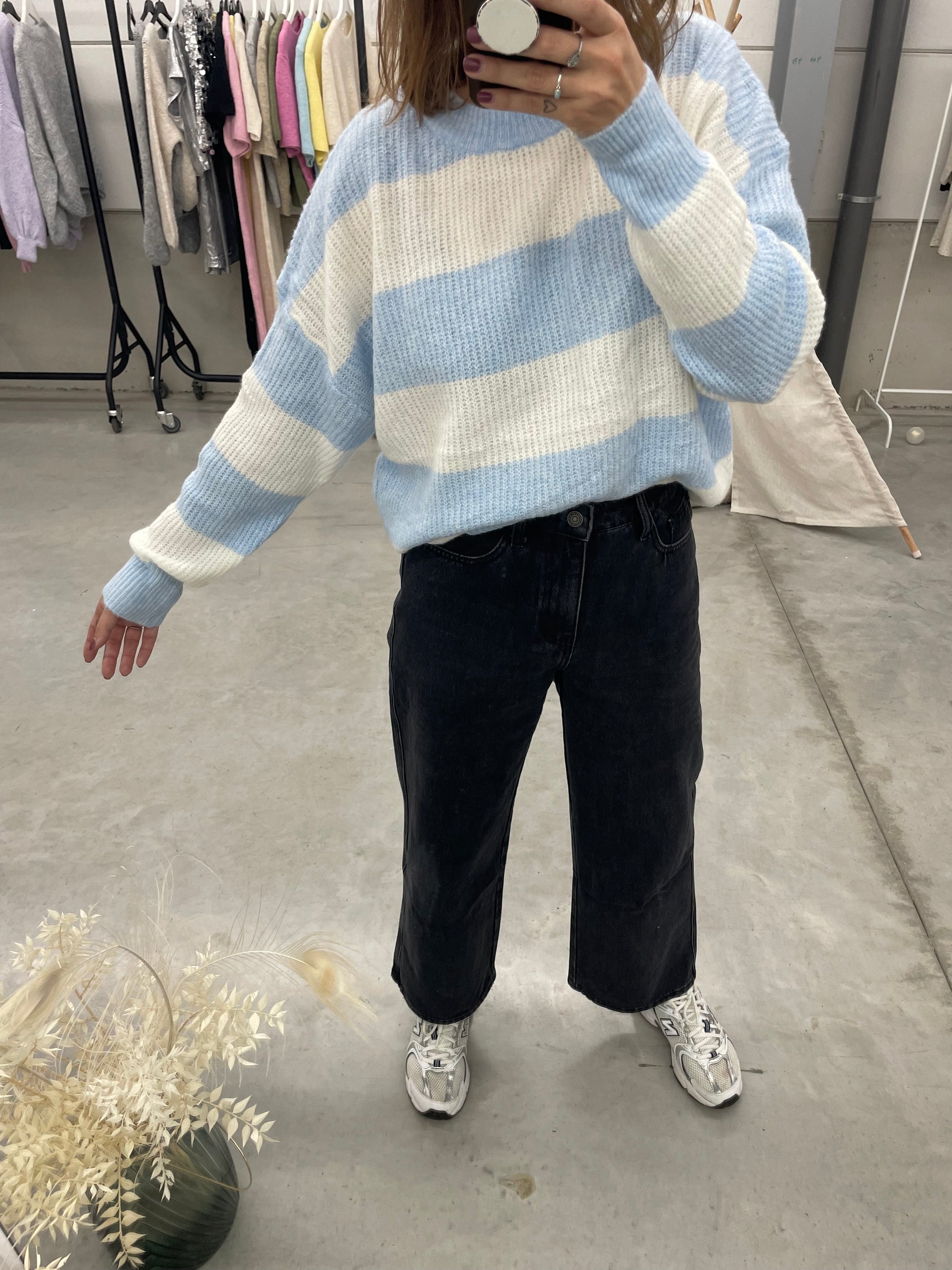 Big stripes knitted sweater