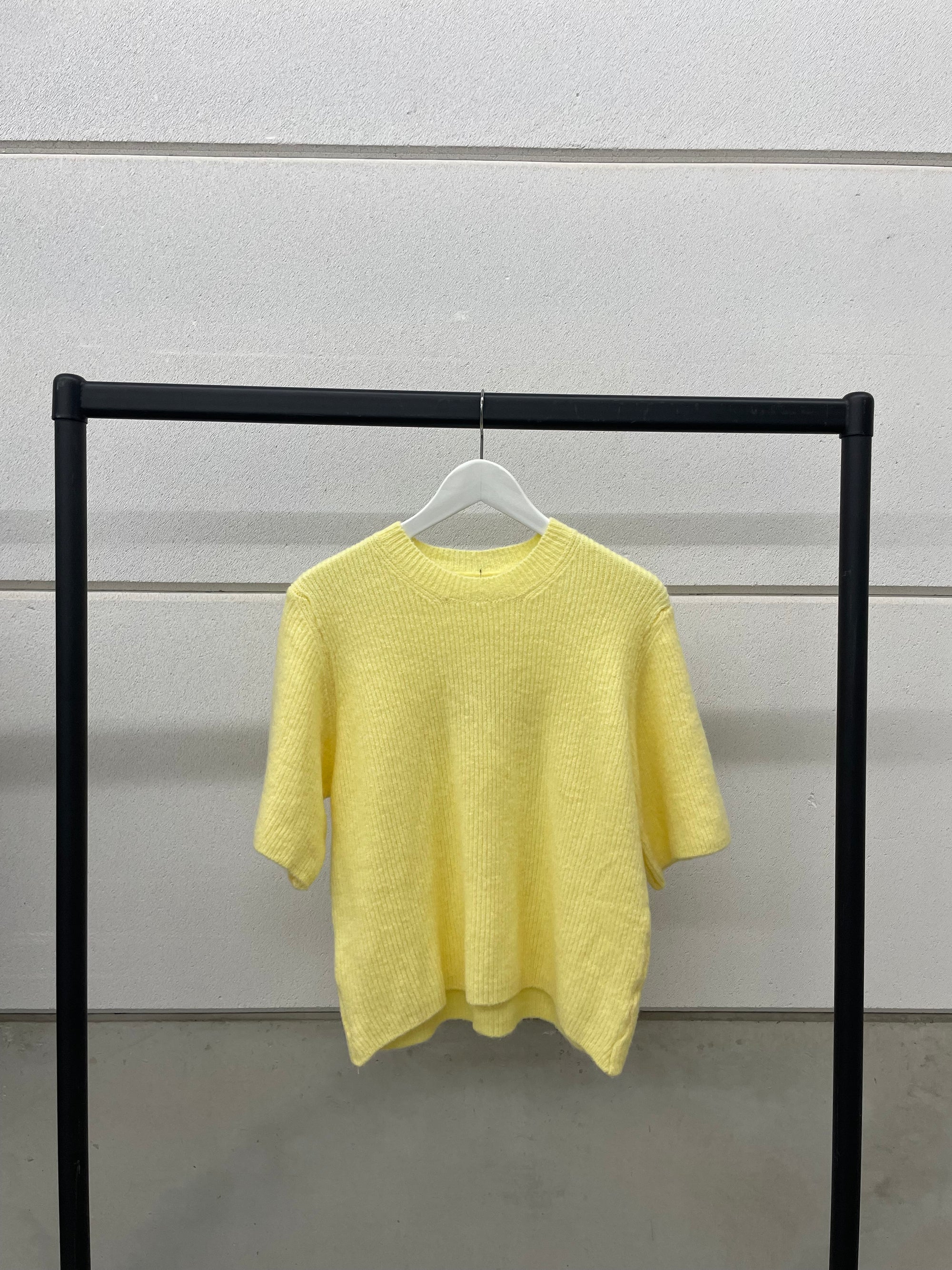 Oversized knitted t-shirt