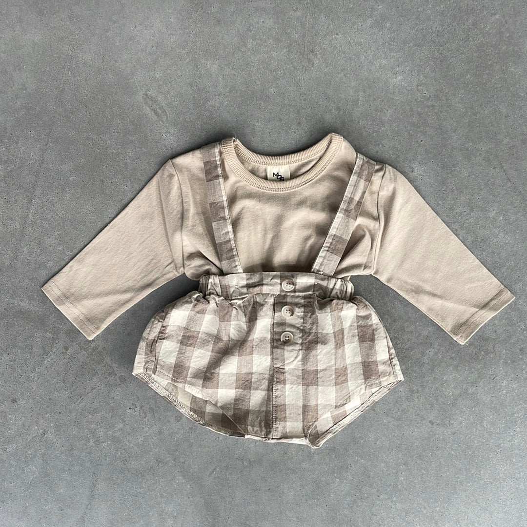 Check out dungarees bloomer