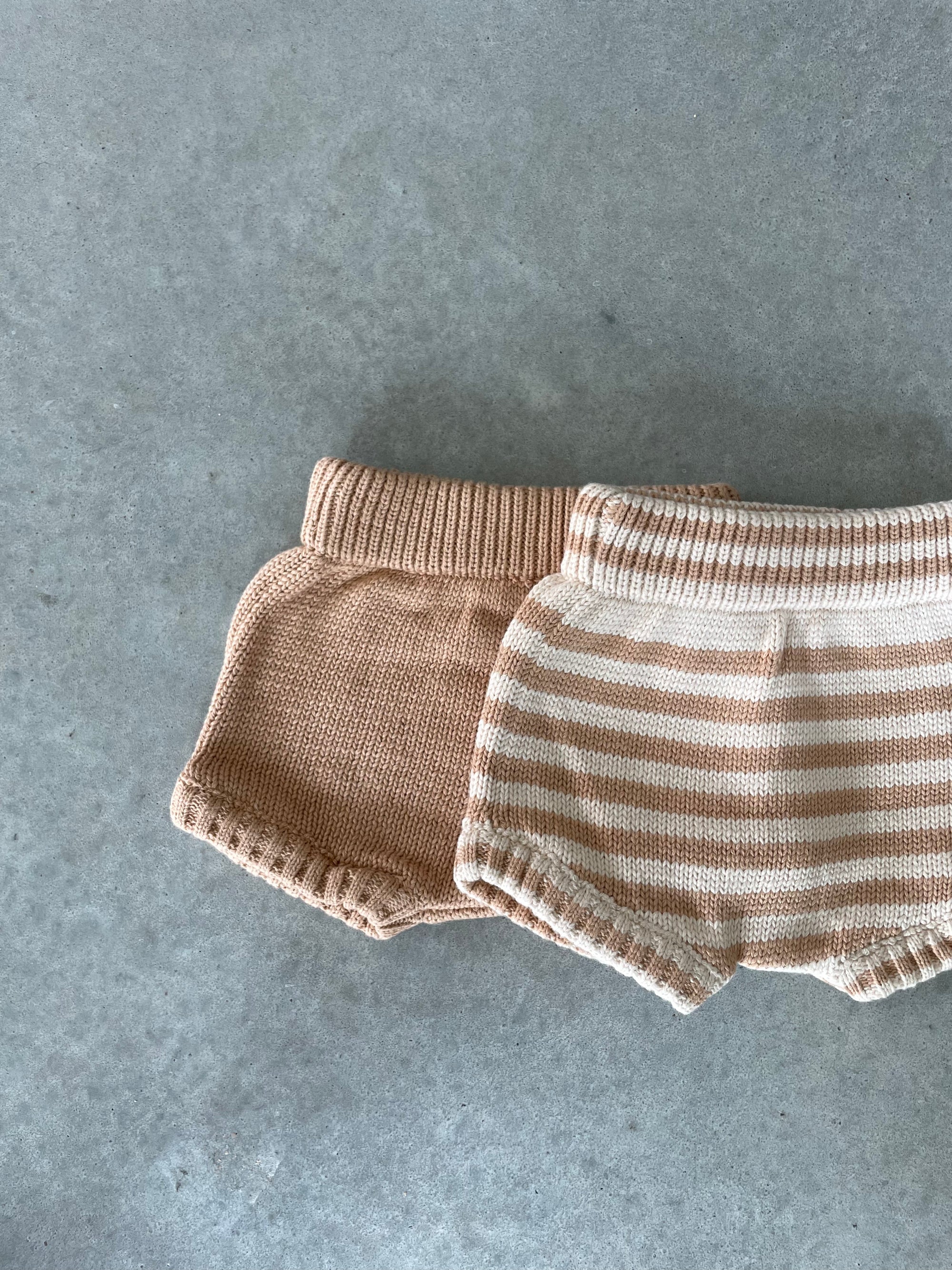 Organic knitted shorts