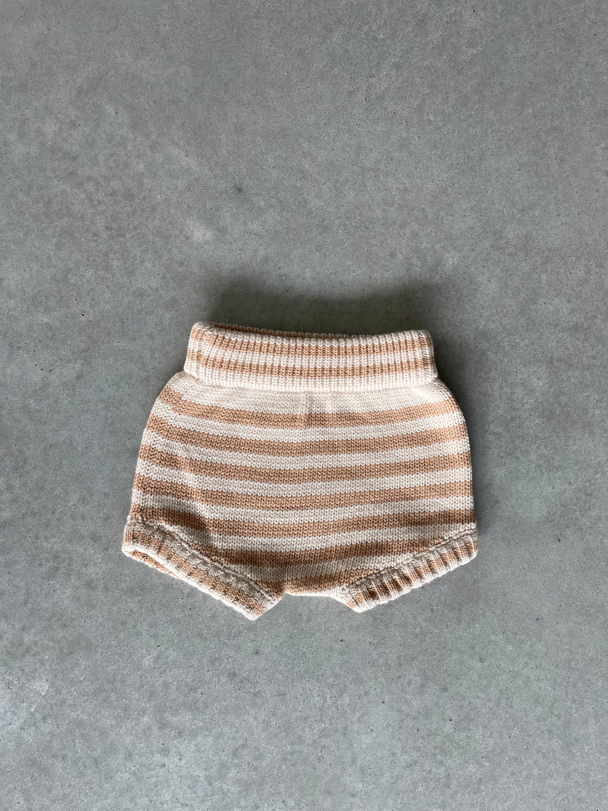 Organic knitted shorts